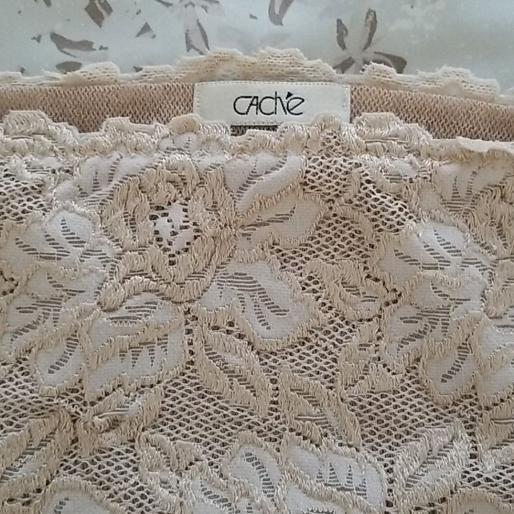 Cache Neutral Lace Top - Picture 2 of 3